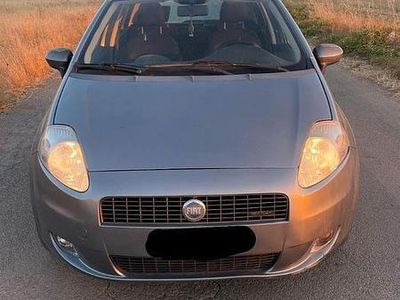 Usata Fiat Grande Punto 75 CV (55 kW) 2006 Utilitaria