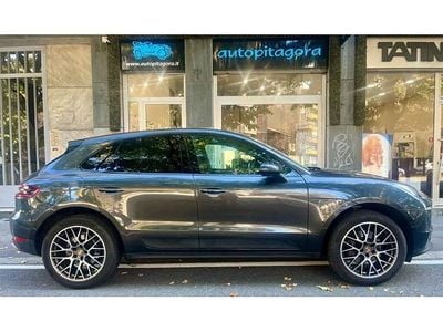 Usata Porsche Macan 252 CV (185 kW) 2018 Grigio scuro metallizzato SUV