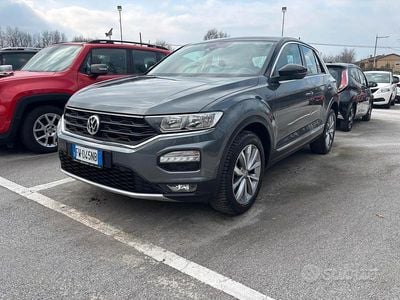 Usata VW T-Roc 115 CV (84 kW) 2019 Grigio SUV
