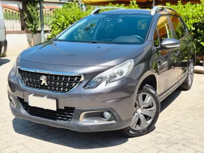 Usata Peugeot 2008 82 CV (60 kW) 2019 Grigio SUV