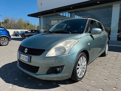 Begagnad Suzuki Swift GL 94 HK (69 kW) 2011 Grön Halvkombi