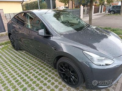 Usata Tesla Model Y 378 kW (514 CV) 2022 Grigio SUV