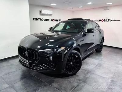 Usata Maserati Levante GranLusso 250 CV (183 kW) 2020 Nero SUV