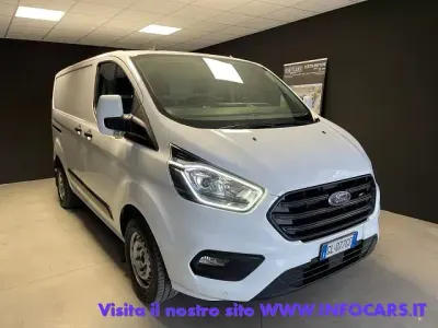 Usata Ford Transit Custom Trend 131 CV (96 kW) 2022 Bianco pastello Berlina