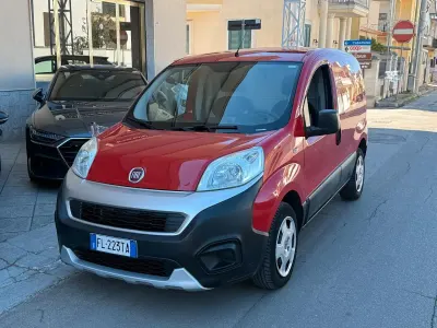 Usata Fiat Fiorino 95 CV (69 kW) 2017 Rosso Monovolume