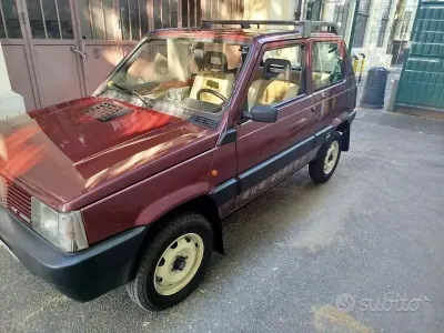 Usata Fiat Panda 4x4 50 CV (36 kW) 1989 Rosso Utilitaria
