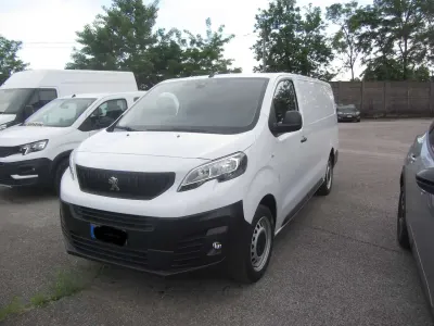 Usata Peugeot Expert 140 CV (102 kW) 2024 Bianco Furgone
