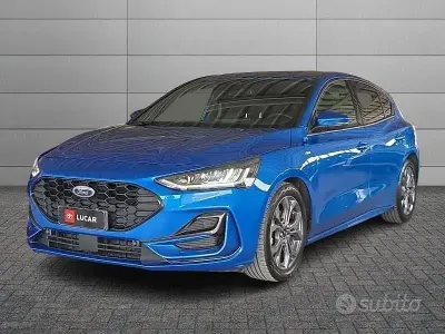 Usata Ford Focus ST-Line 116 CV (85 kW) 2024 Blu elettrico Berlina