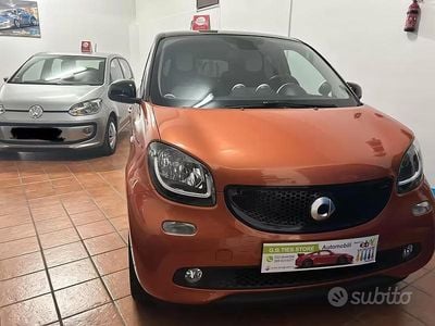 Begagnad Smart ForFour Passion 71 HK (52 kW) 2015 Orange Halvkombi