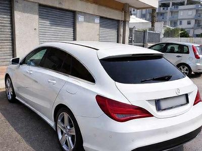 Usata Mercedes CLA200 Shooting Brake 136 CV (100 kW) 2015 Bianco Station wagon