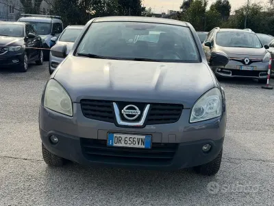 Usata Nissan Qashqai Visia 106 CV (77 kW) 2008 Grigio SUV