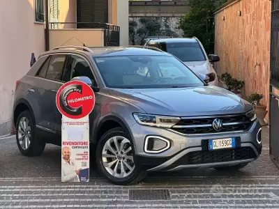 Usata VW T-Roc Style 150 CV (110 kW) 2022 Grigio SUV