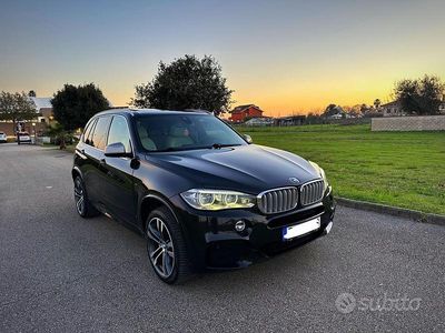 Nero Usata 2015 BMW X5 M50 Comfort Edition SUV | 21.800 €