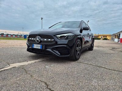 Usata Mercedes GLA200 150 CV (110 kW) 2024 Nero SUV