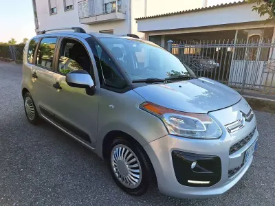 Usata Citroën C3 Picasso Exclusive 95 CV (69 kW) 2012 Argento brillante Monovolume