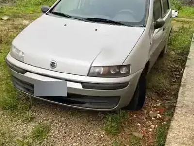 Usata Fiat Punto 60 CV (44 kW) 2003 Grigio Utilitaria