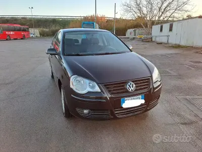 Brugt VW Polo 75 HK (55 kW) 2006 Sort Hatchback