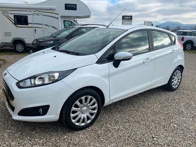 Usata Ford Fiesta 75 CV (55 kW) 2014 Bianco Utilitaria