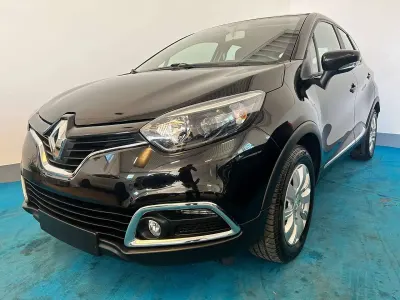Usata Renault Captur 90 CV (66 kW) 2014 Nero SUV