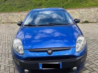 Usata Fiat Grande Punto 75 CV (55 kW) 2012 Blu Utilitaria