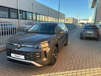Nuova VW Tayron Elegance 150 CV (110 kW) 2025 Dolphin grey SUV