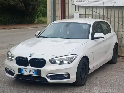 Usado BMW 116 Sport Line 116 HP (85 kW) 2015 Branco Citadino
