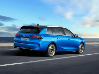 Nuova Opel Astra Edition 131 CV (96 kW) 2026 Argento Station wagon
