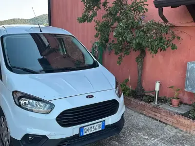 Usata Ford Transit 75 CV (55 kW) 2023 Bianco Furgone