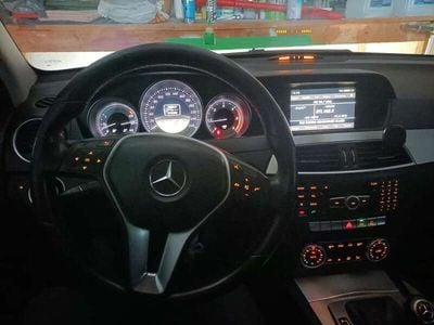 Mercedes 220