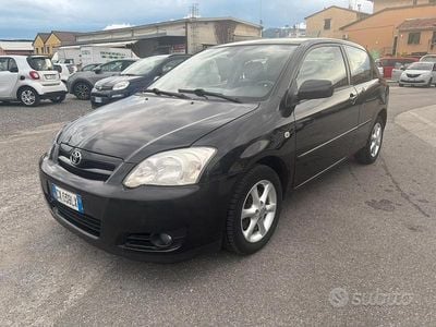 Usata Toyota Corolla 90 CV (66 kW) 2005 Nero Berlina
