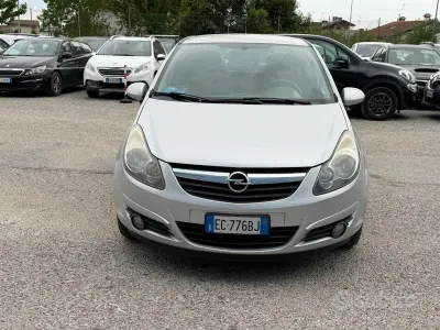 Usata Opel Corsa Club 75 CV (55 kW) 2010 Grigio Utilitaria