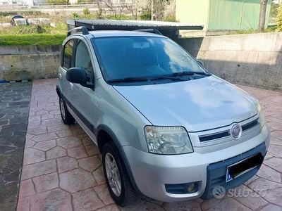Usata Fiat Panda 4x4 2010 Grigio Utilitaria
