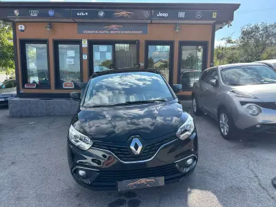 Usata Renault Scénic Zen 110 CV (80 kW) 2017 Other Monovolume