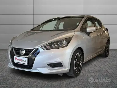 Usata Nissan Micra Tekna 92 CV (67 kW) 2022 Grigio Utilitaria