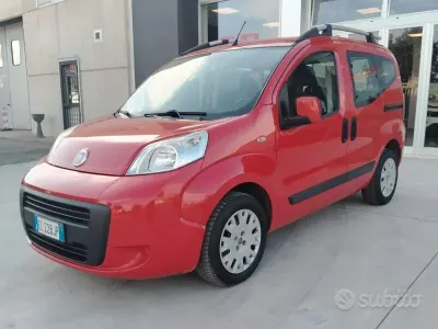Usata Fiat Qubo Trekking 75 CV (55 kW) 2011 Rosso Monovolume