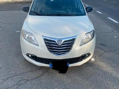 Usata Lancia Ypsilon 95 CV (69 kW) 2012 Utilitaria