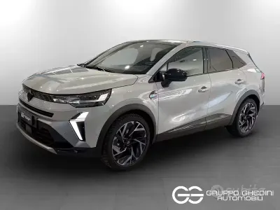 Usata Renault Symbioz Esprit Alpine 94 CV (69 kW) 2024 Grigio medio metalizzato SUV