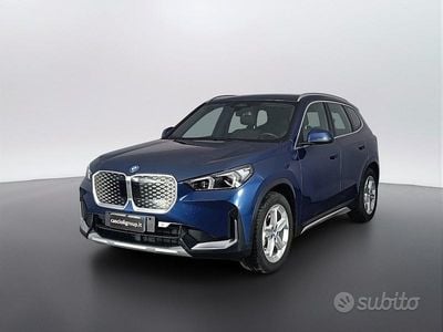 Usata BMW iX1 xLine 67 kW (92 CV) 2024 Blu metalizzato SUV