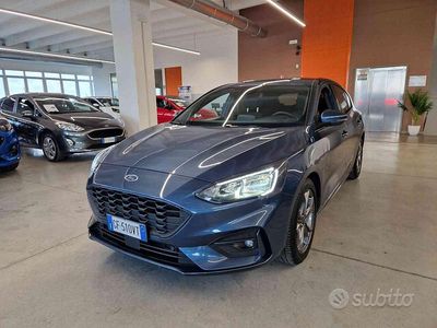 Blu Usata 2021 Ford Focus ST-Line Berlina | 18.900 € (Cara)