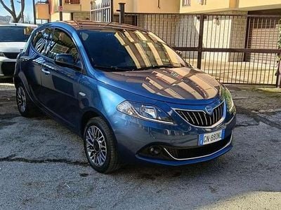 Usata Lancia Ypsilon S 69 CV (50 kW) 2023 Blu Utilitaria