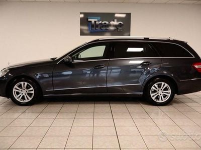 Usata Mercedes E200 Avantgarde 184 CV (135 kW) 2011 Grigio Station wagon