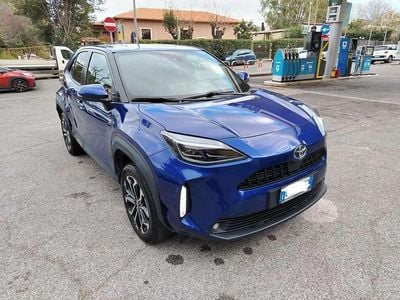 Usata Toyota Yaris Cross Trend 92 CV (67 kW) 2022 Blu/azzurro SUV