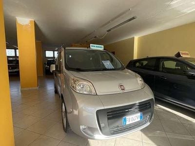 Usata Fiat Qubo Active 95 CV (69 kW) 2015 Argento Monovolume