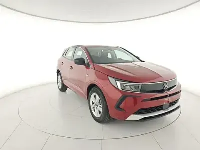 Usata Opel Grandland X Business Edition 131 CV (96 kW) 2024 Rosso SUV