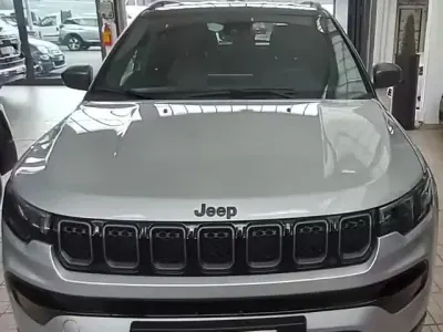 Occasion Jeep Compass Limited 131 ch (96 kW) 2022 Gris SUV