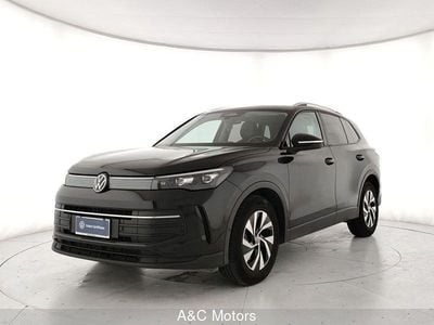 Begagnad VW Tiguan Life 150 HK (110 kW) 2024 Svart SUV