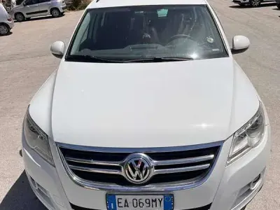 Usata VW Tiguan Trendline 140 CV (102 kW) 2010 Bianco SUV