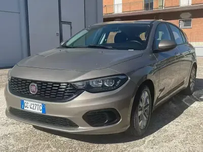 Usata Fiat Tipo Easy 95 CV (69 kW) 2020 Grigio Station wagon
