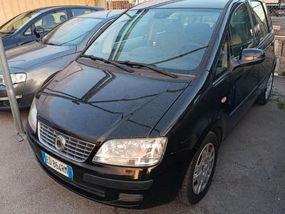 Usata Fiat Idea Dynamic 90 CV (66 kW) 2010 Nero Monovolume