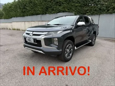 Usata Mitsubishi L200 Intense 150 CV (110 kW) 2022 Grigio Pick-up